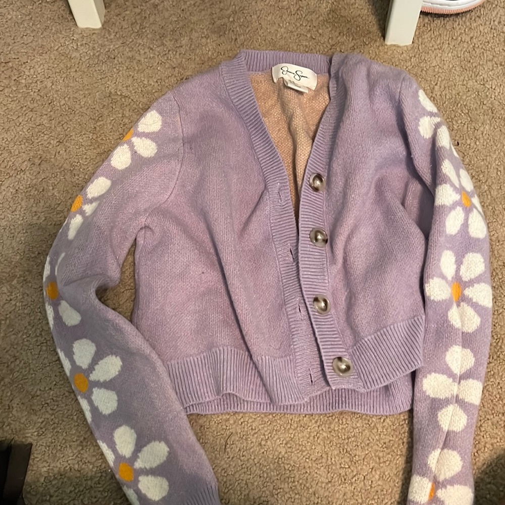 Jessica Simpson sweater